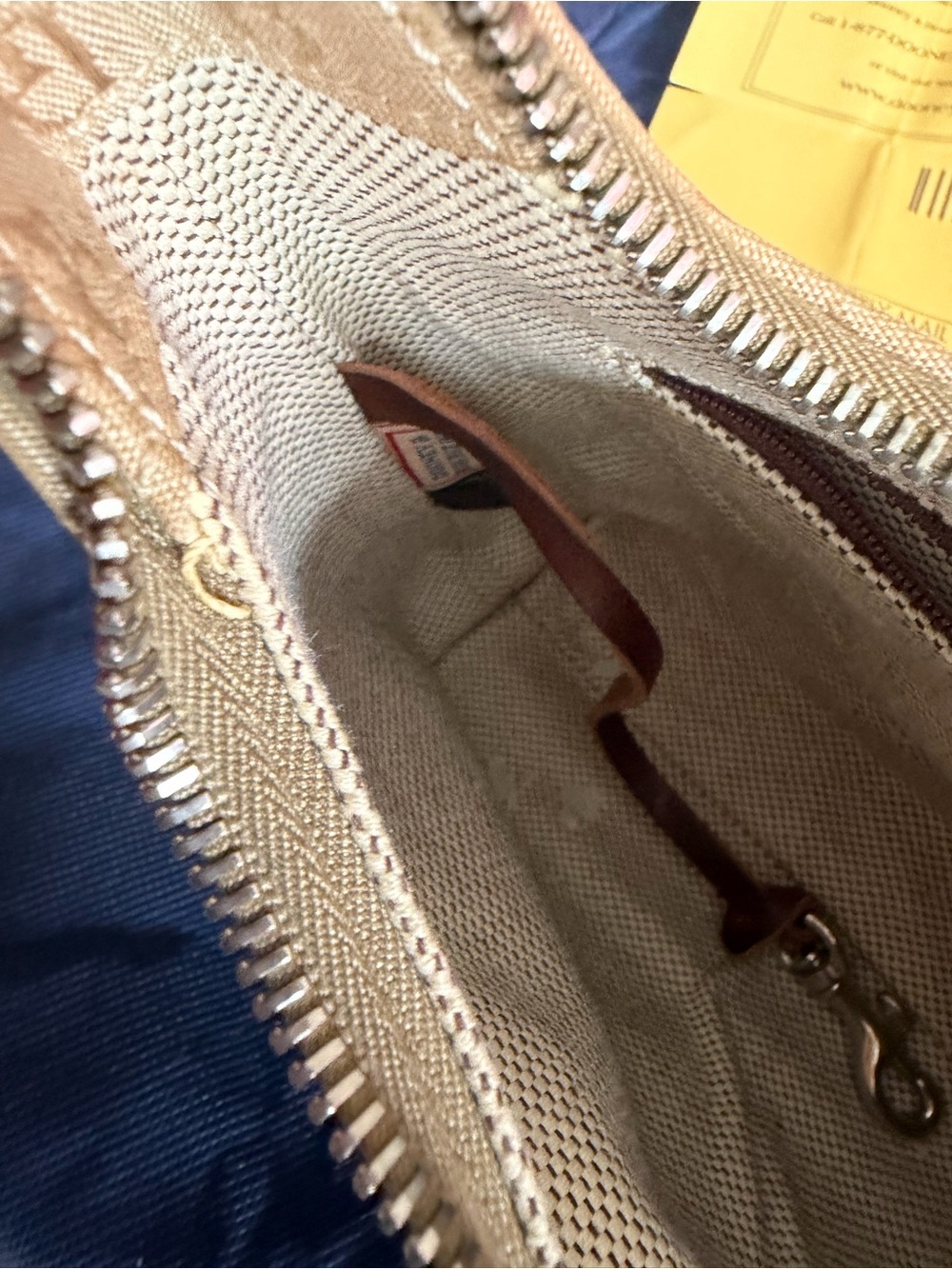 Vintage Dooney & Bourke H536K Signature Monogram Shoulder Bag - Picture 5 of 10